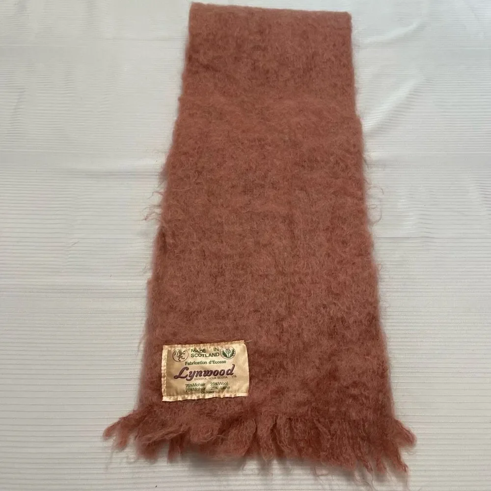 Lynwood Scotland VTG Pink Mohair Wool Scarf
